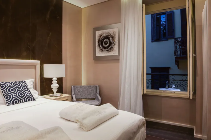 Consolato Boutique - Image 1