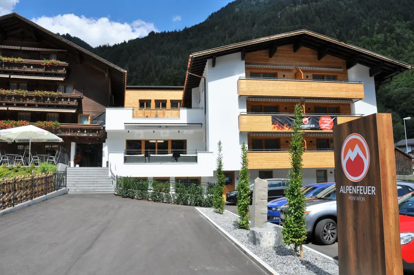 Hotel Alpenfeuer Montafon - Image 1