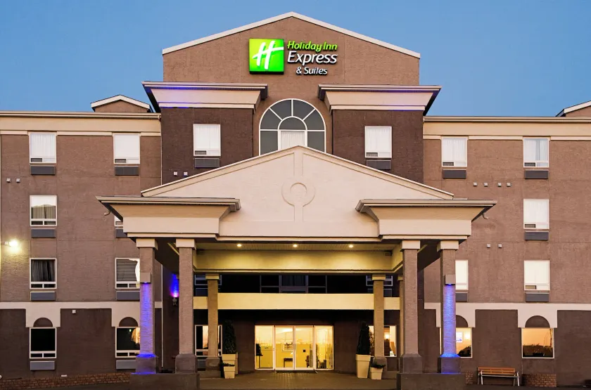Holiday Inn Express & Suites-Regina-South by IHG - Image 1