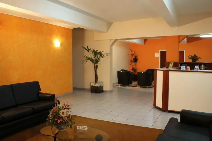 Euro Hotel - Image 1