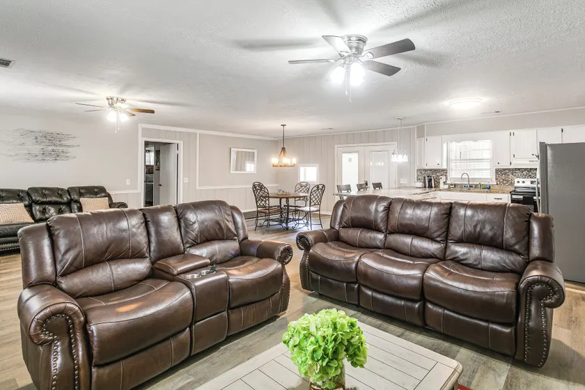 2 Mi to Dtwn Vidalia! Pet-Friendly Retreat w/ Yard - Image 1
