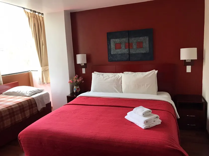 Filatelia Suites & Travel - Image 1
