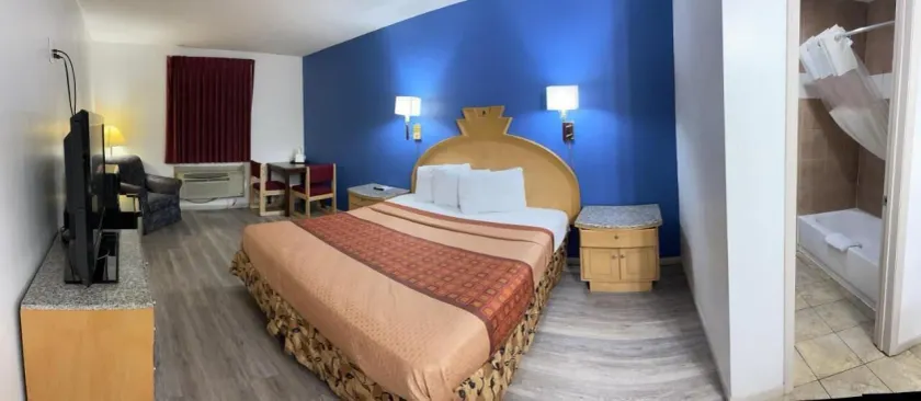 Express inn Junction city - Image 1
