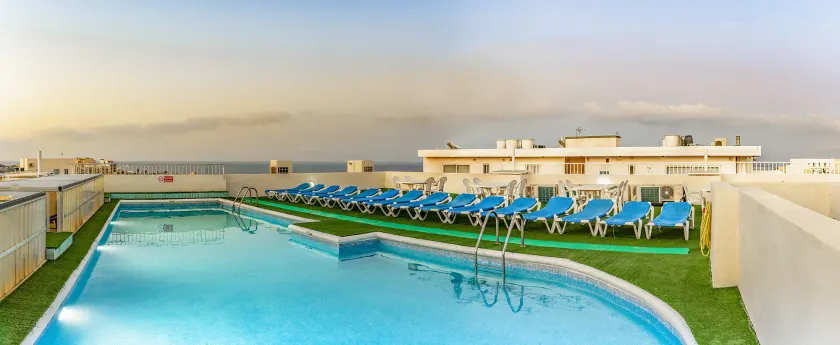 Cerviola Hotel - Image 1
