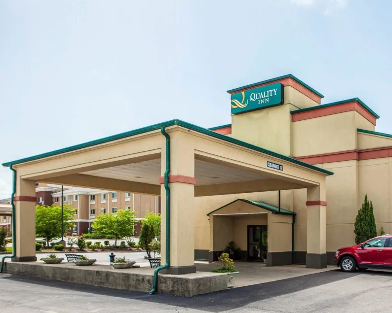 Quality Inn Florence East - Image 1