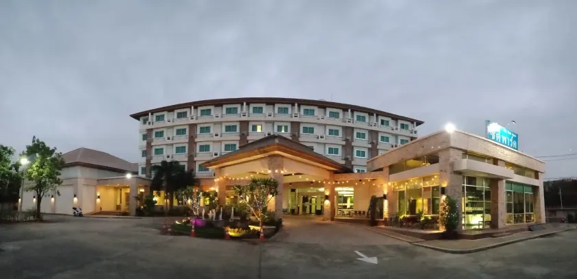 โรงแรม ซิตี้พาร์ค โคราช City Park Hotel - Image 1