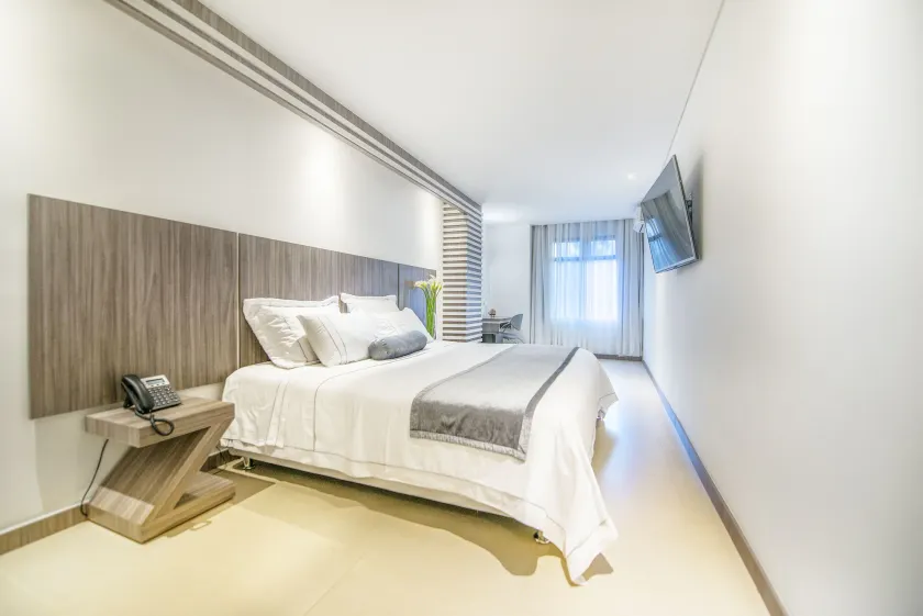 Hotel Torre Poblado - Image 1