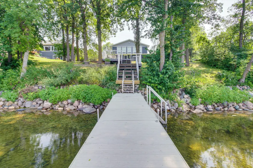 Waterfront Family Retreat on Lake Lida w/ Dock - Image 1