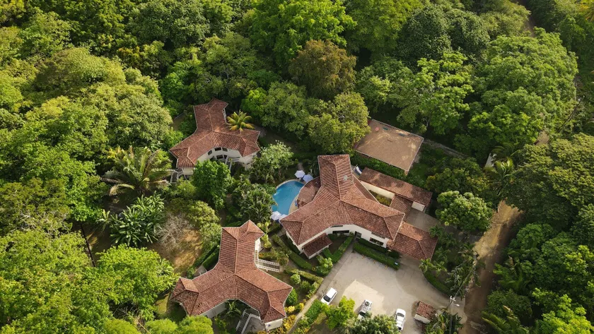 The Hideaway Hotel - Image 1