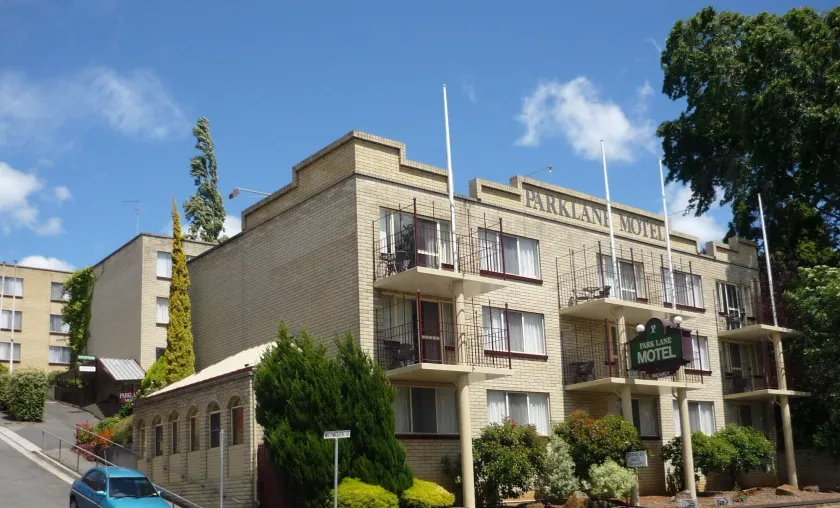 Parklane Motel - Image 1