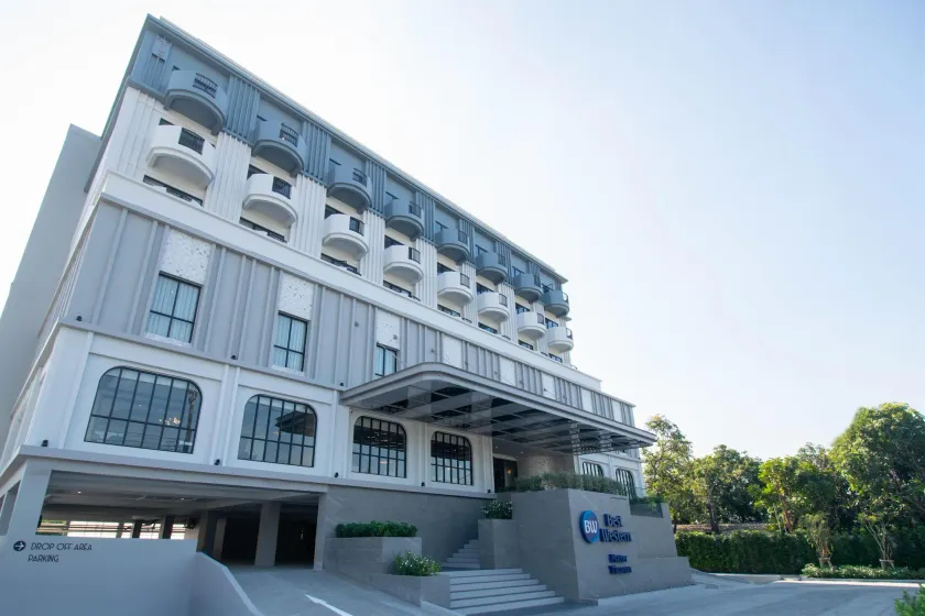 Best Western Matter Tiwanon Hotel - Image 1