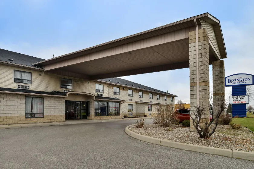 Lexington Inn & Suites-Windsor - Image 1