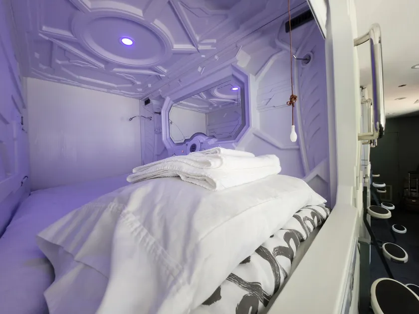 U Street Capsule Hostel - Image 1