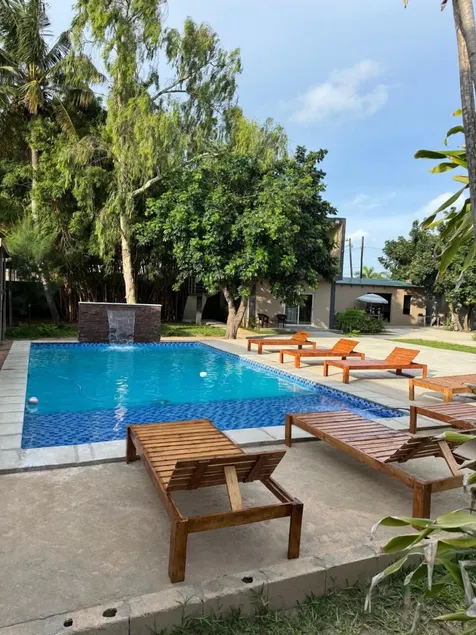 Comfort Inn Guest House - Image 1