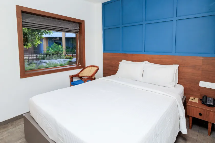 HUDSON RESORTS - Image 1