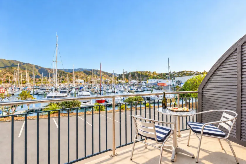 Harbourside Lodge - Image 1
