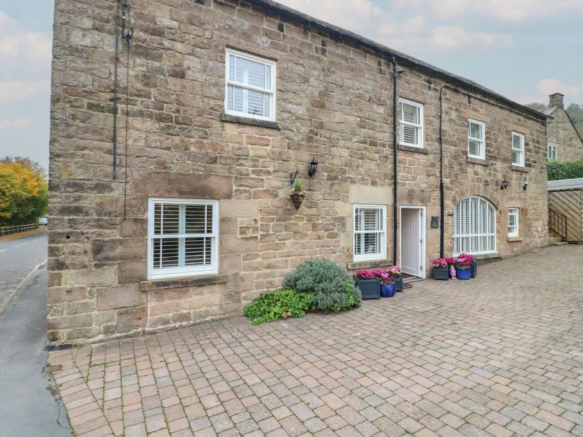 The Coach House - Image 1