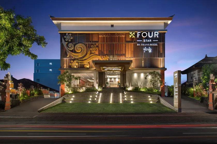 Four Star by Trans Hotel - Image 1