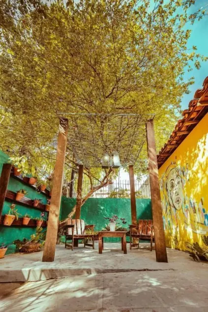 Cosmopolitan Hostel - Image 1