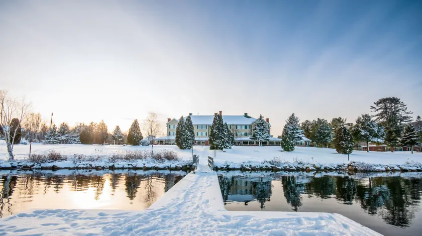 Auberge du Lac-à-l'Eau-Claire - Image 1