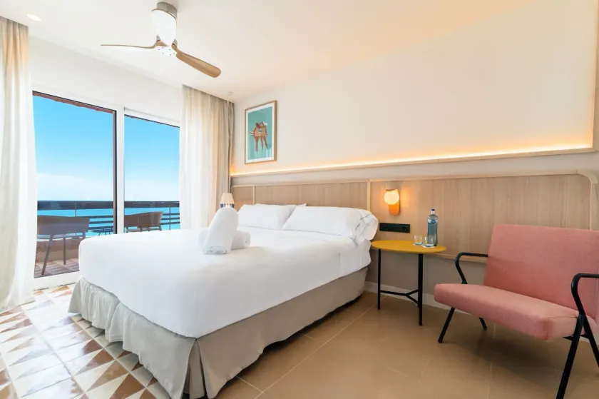 Akquaaa Boutique Hotel - Image 1