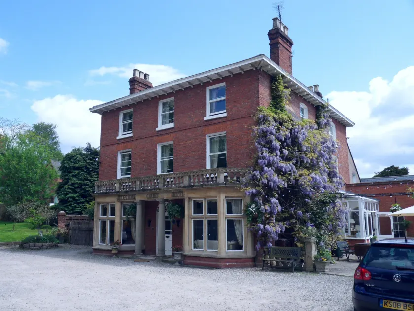 Aylestone Court - Image 1