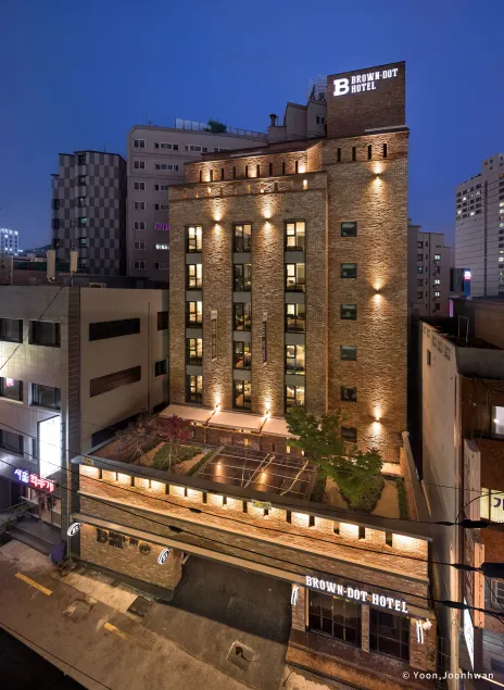 Brown Dot Hotel Seomyeon - Image 1
