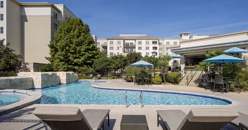 Hilton San Antonio Hill Country - Image 1