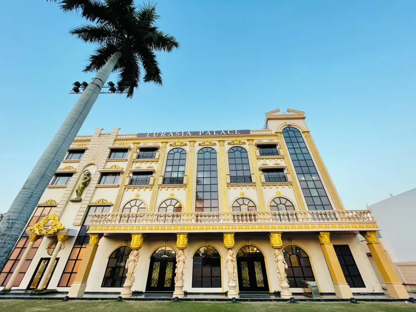 Eurasia Palace - Image 1