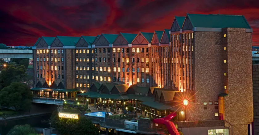 The Centurion Hotel - Image 1