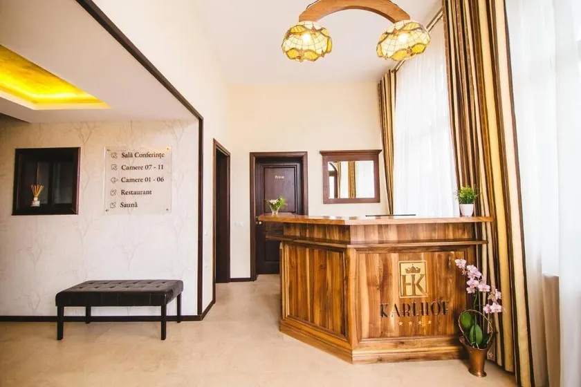 Karlhof - Lobby