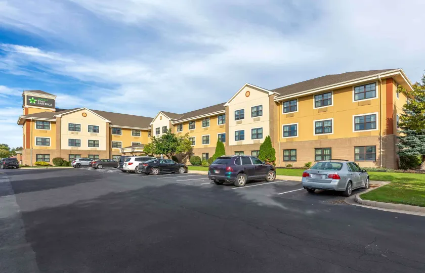 Extended Stay America Suites - Cleveland - Brooklyn - Image 1