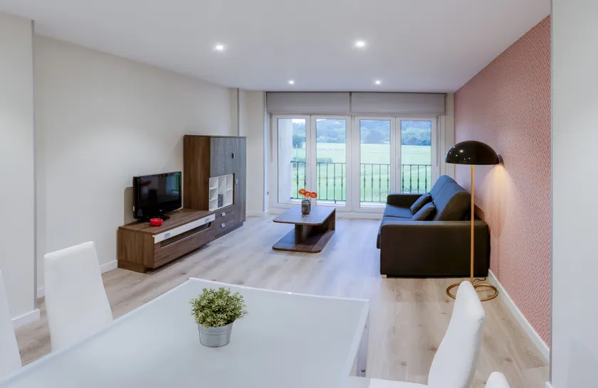 Apartamentos La Albarca - Image 1