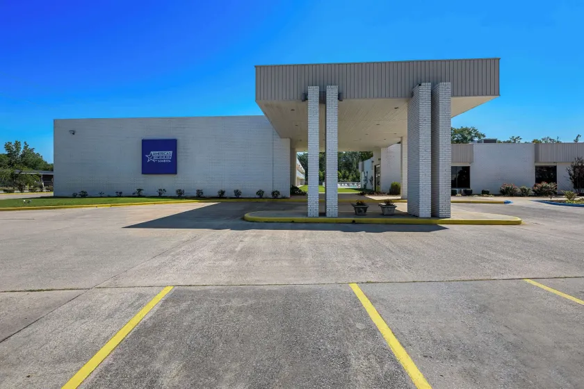 Americas Best Value Inn Hamilton - Image 1