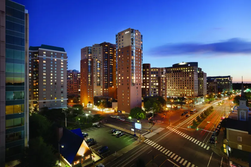 Hilton Arlington - Image 1