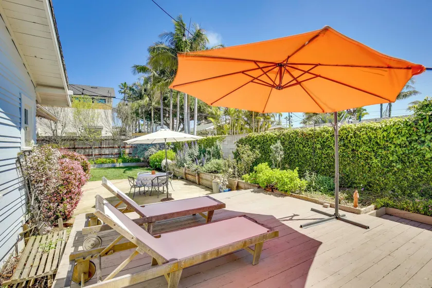 Beautiful South Oceanside Bungalow: 1 Mi to Beach! - Interior