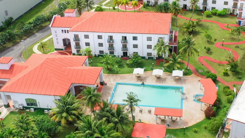 Garden Villa Hotel - Image 1