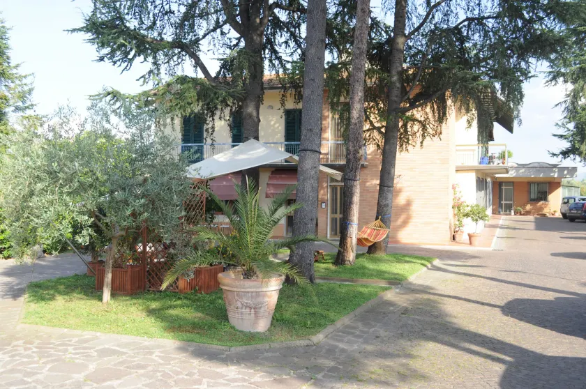 Marinetta Bed & Breakfast - Image 1