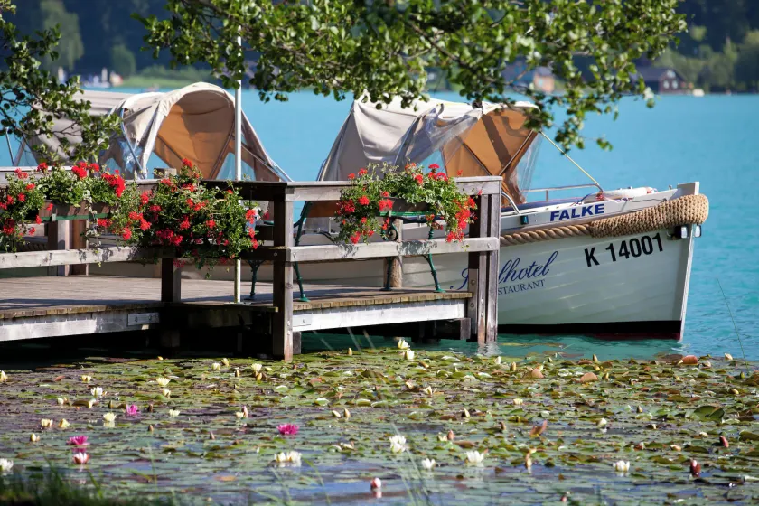 Inselhotel Faakersee - Image 1