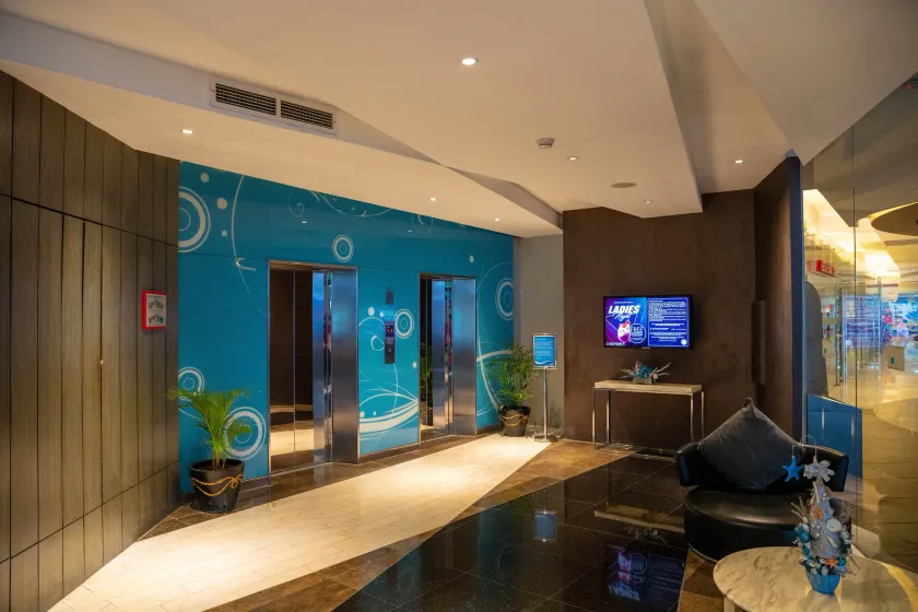 Hotel H2O - Entrée intérieure