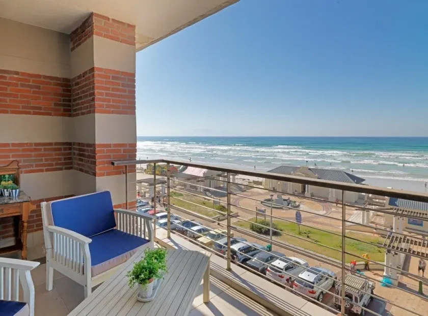 Surferscorner Self Catering Apartments - Image 1