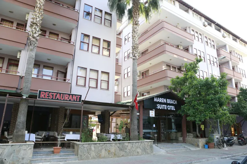 Maren Beach Apart Hotel - Image 1