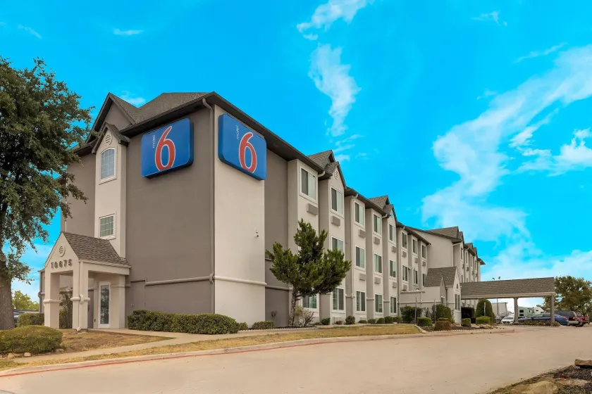 Motel 6-Fort Worth, TX - Burleson - Image 1