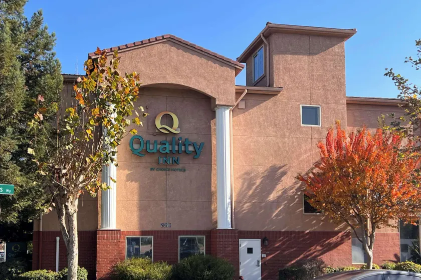 Quality Inn San Jose Airport-Silicon Valley - Image 1