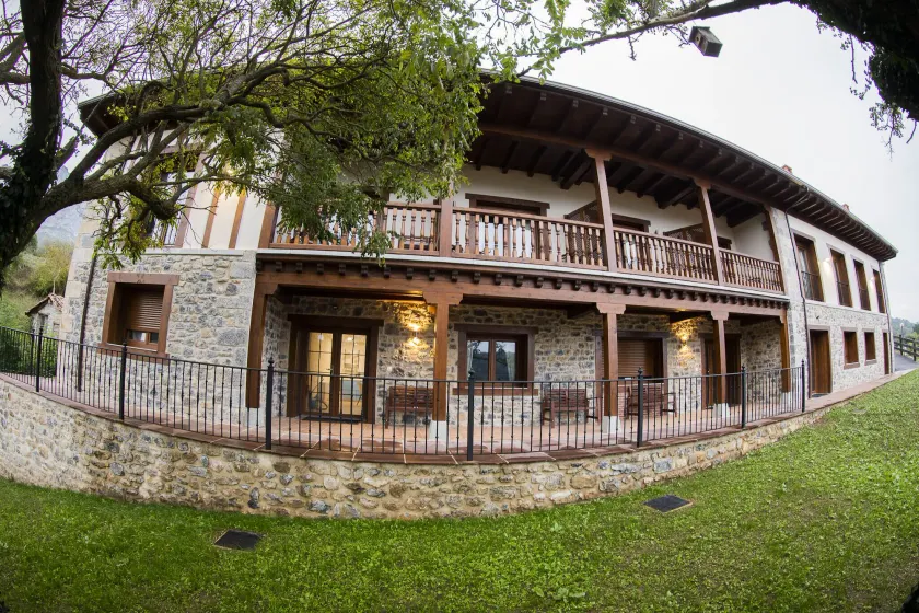 Apartamentos Los Picos de Europa - Image 1