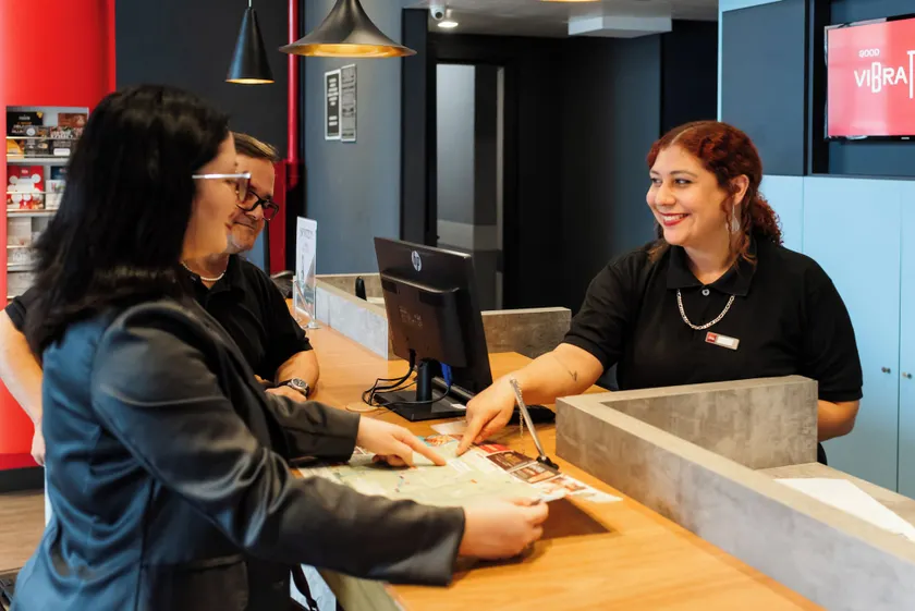 ibis Blumenau - Reception