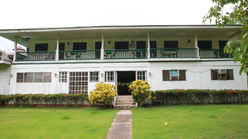 Cabua-an Beach Resort - Image 1