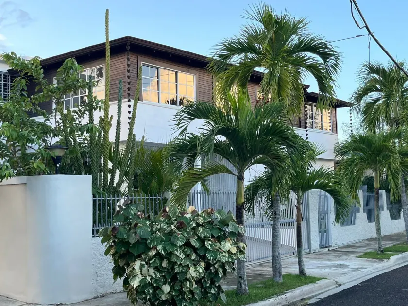 El Montserrat - Hotel Boutique - Image 1