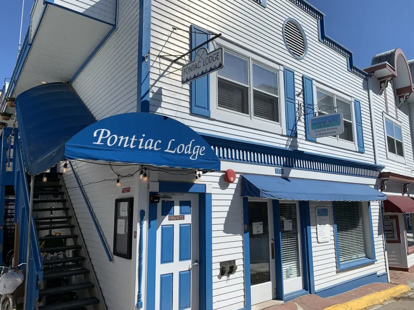 Pontiac Lodge - Image 1