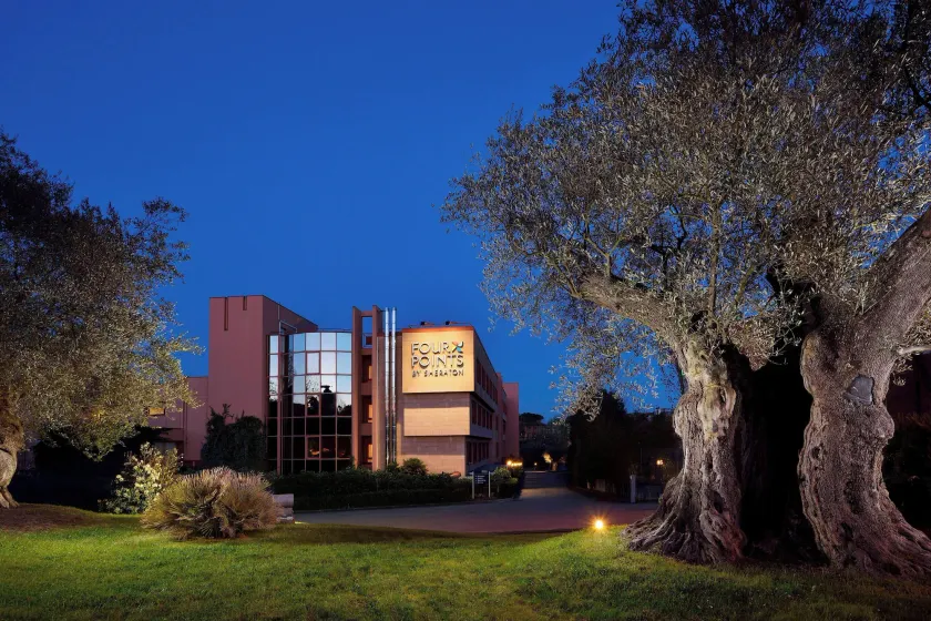Four Points by Sheraton Siena - Image 1